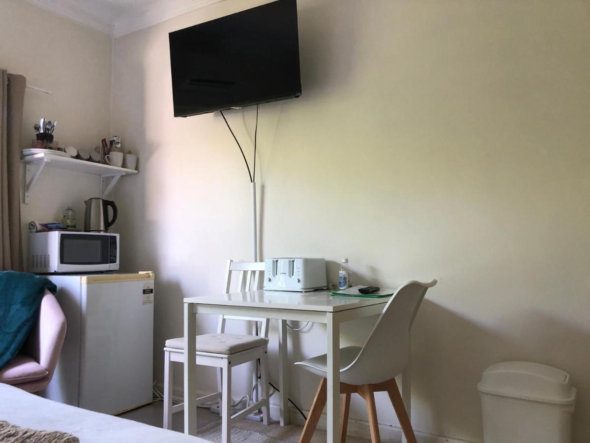 Hotel Style Monterey Guest Studio Near Hospitals, Beach And Airport Sydney Exteriér fotografie